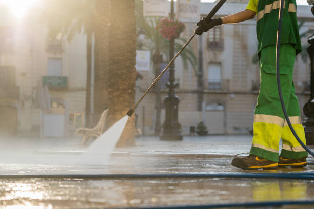 Best Pool Deck Cleaning  in Oakdale, PA
